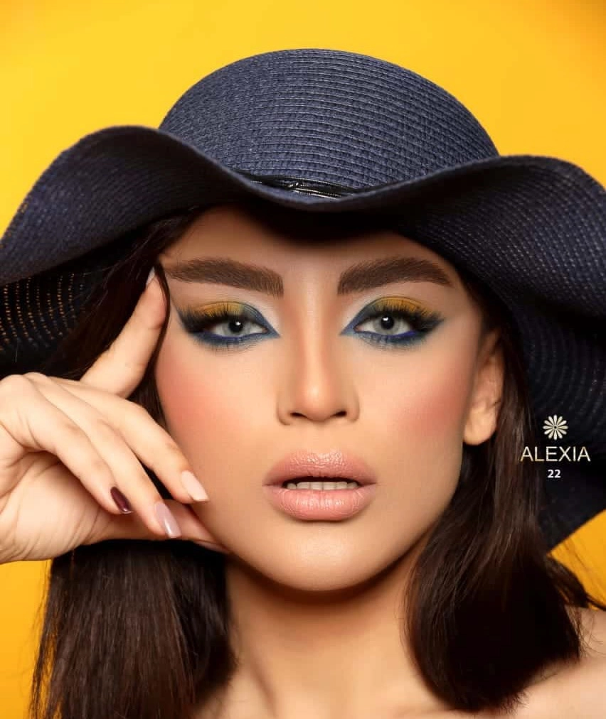 لنز چشم رنگی فصلی الکسیا، شماره 22